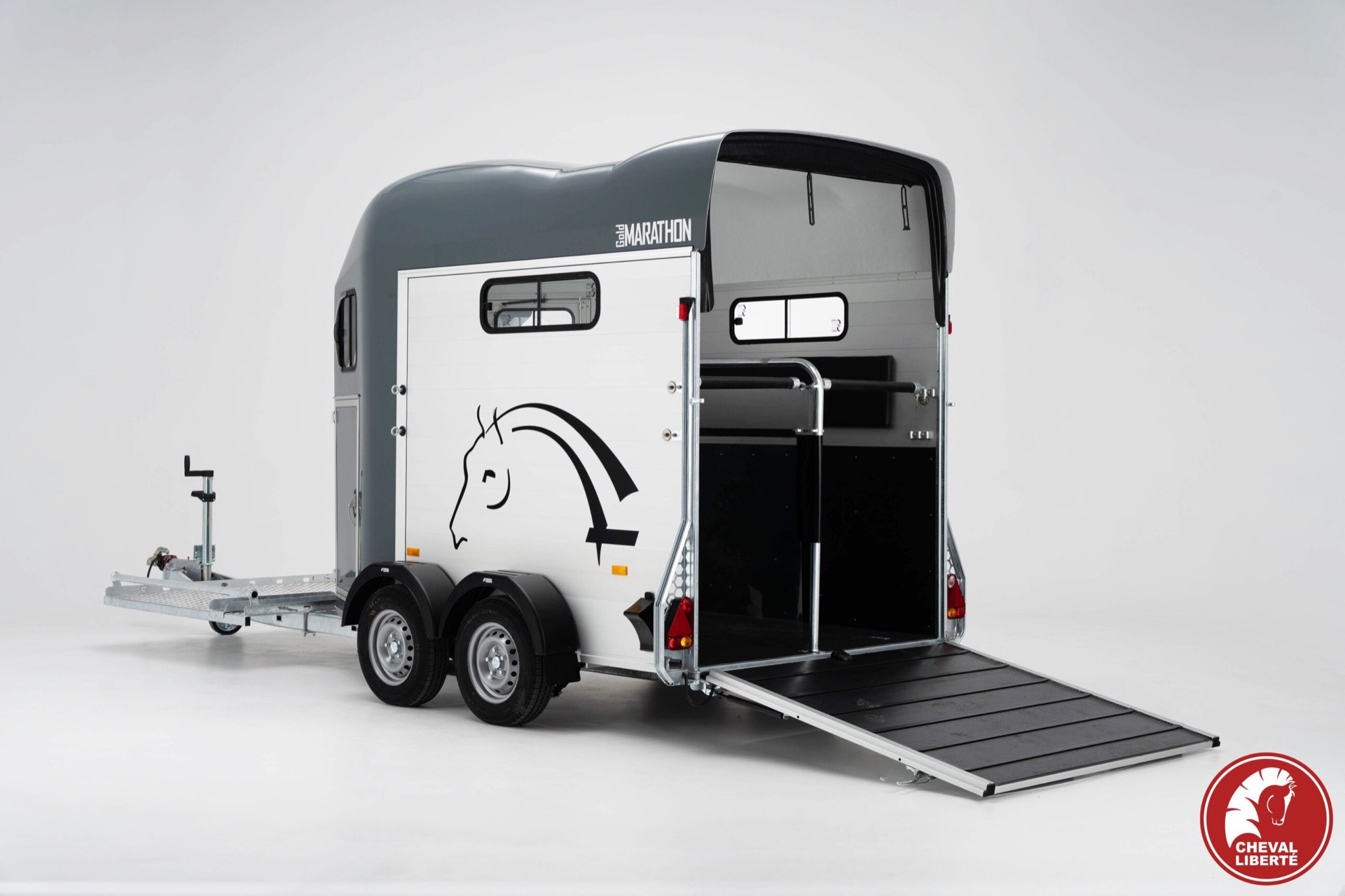 Cheval Liberte Gold Marathon horse and carriage trailer