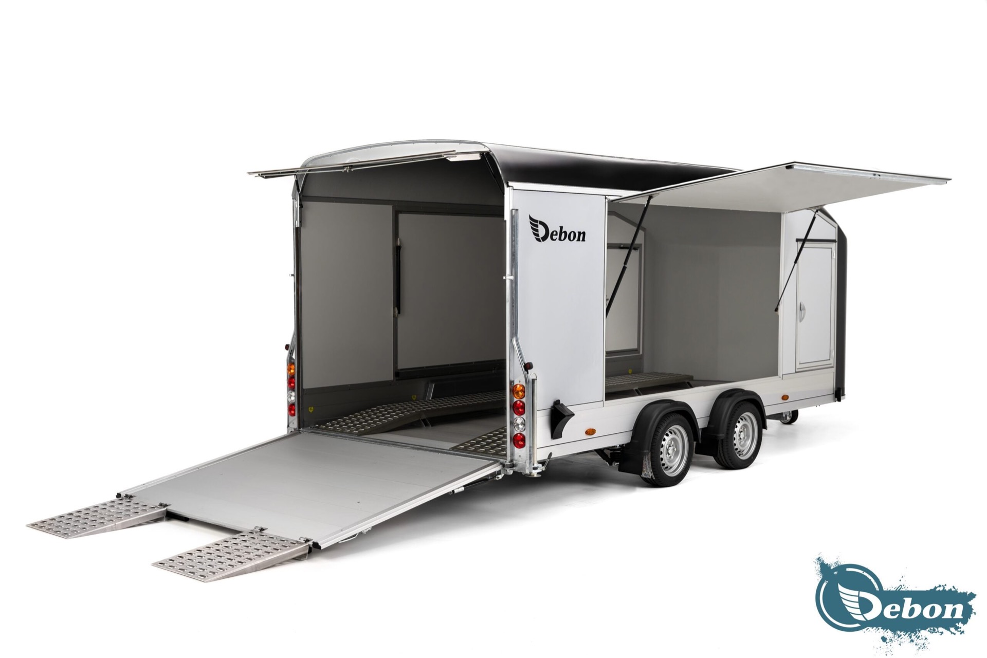 Debon C1000 Enclosed Car Transporter