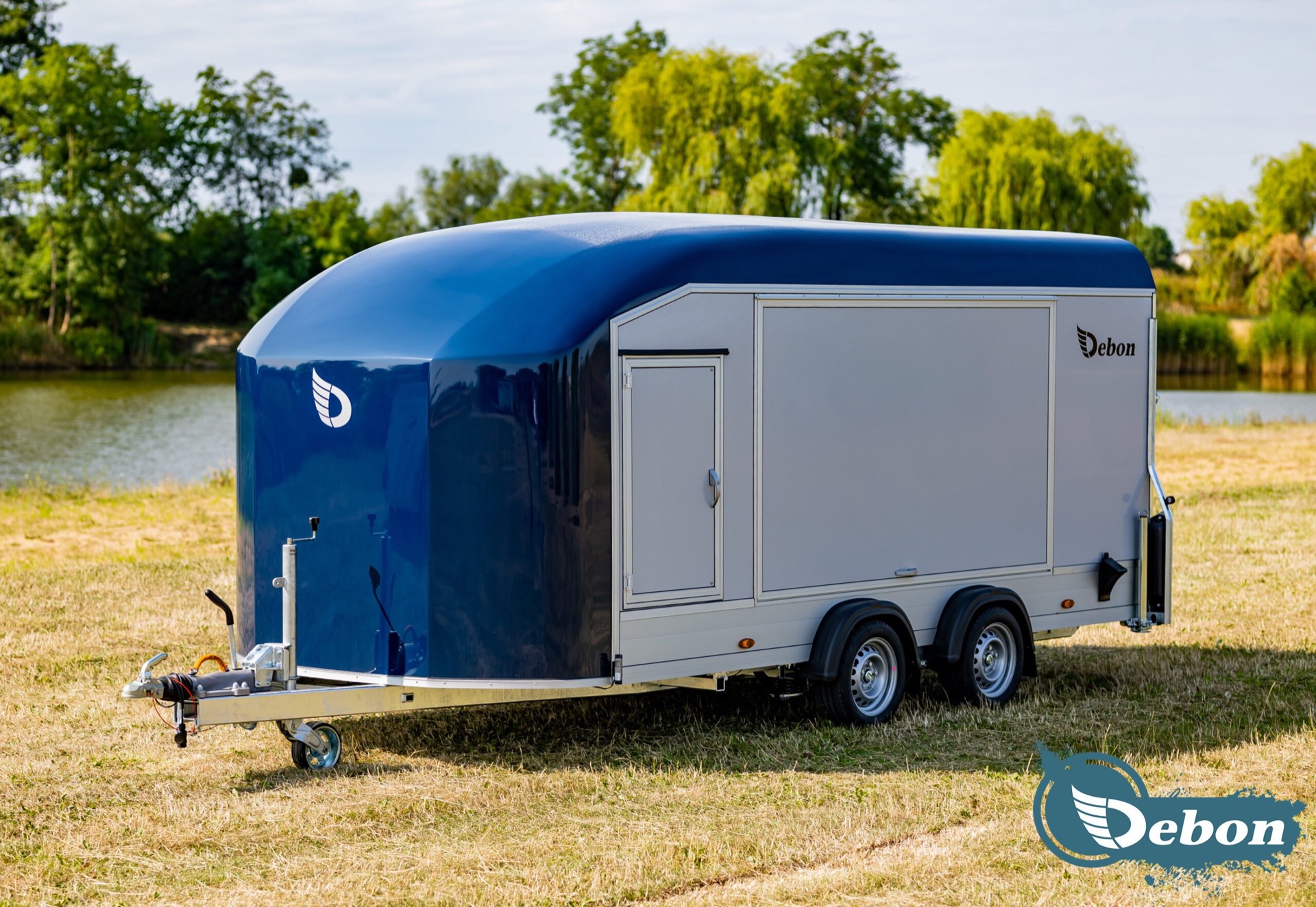 Debon C1000 Enclosed Car Transporter