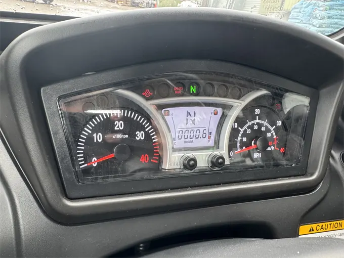 Kioti K9 2410 UTV odometer