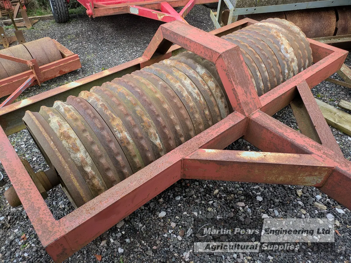 Used Cambridge Roller with 7' working width