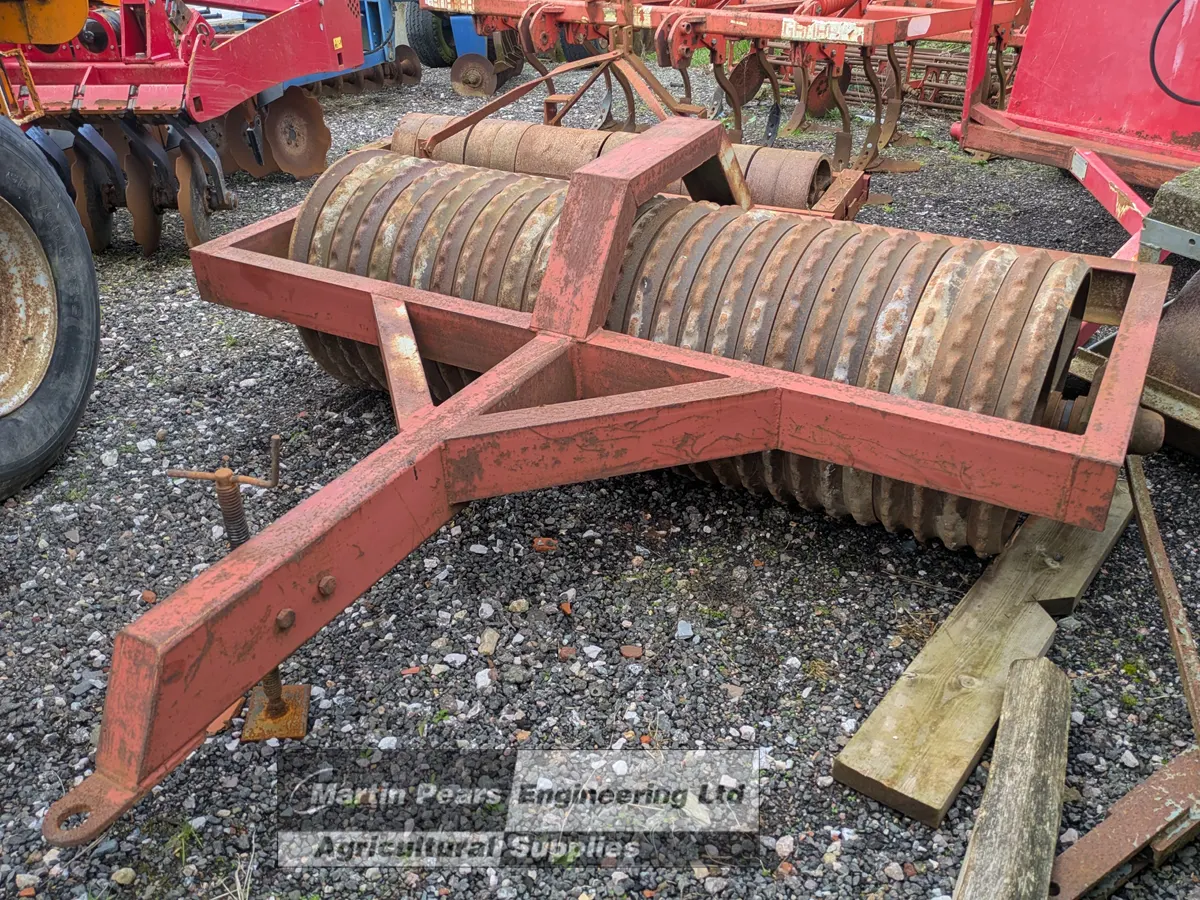 Used Cambridge Roller with 7' working width