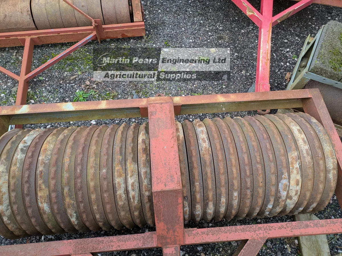 Used Cambridge Roller with 7' working width