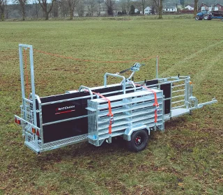 LM Bateman Crushes and Cattle Handling Equipment - Martin Pears ...