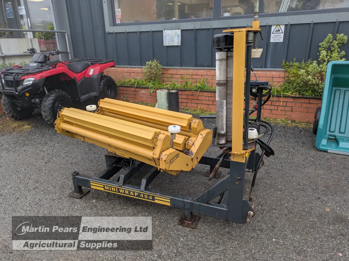 Tanco Mini Wrap 404 Small Bale Wrapper