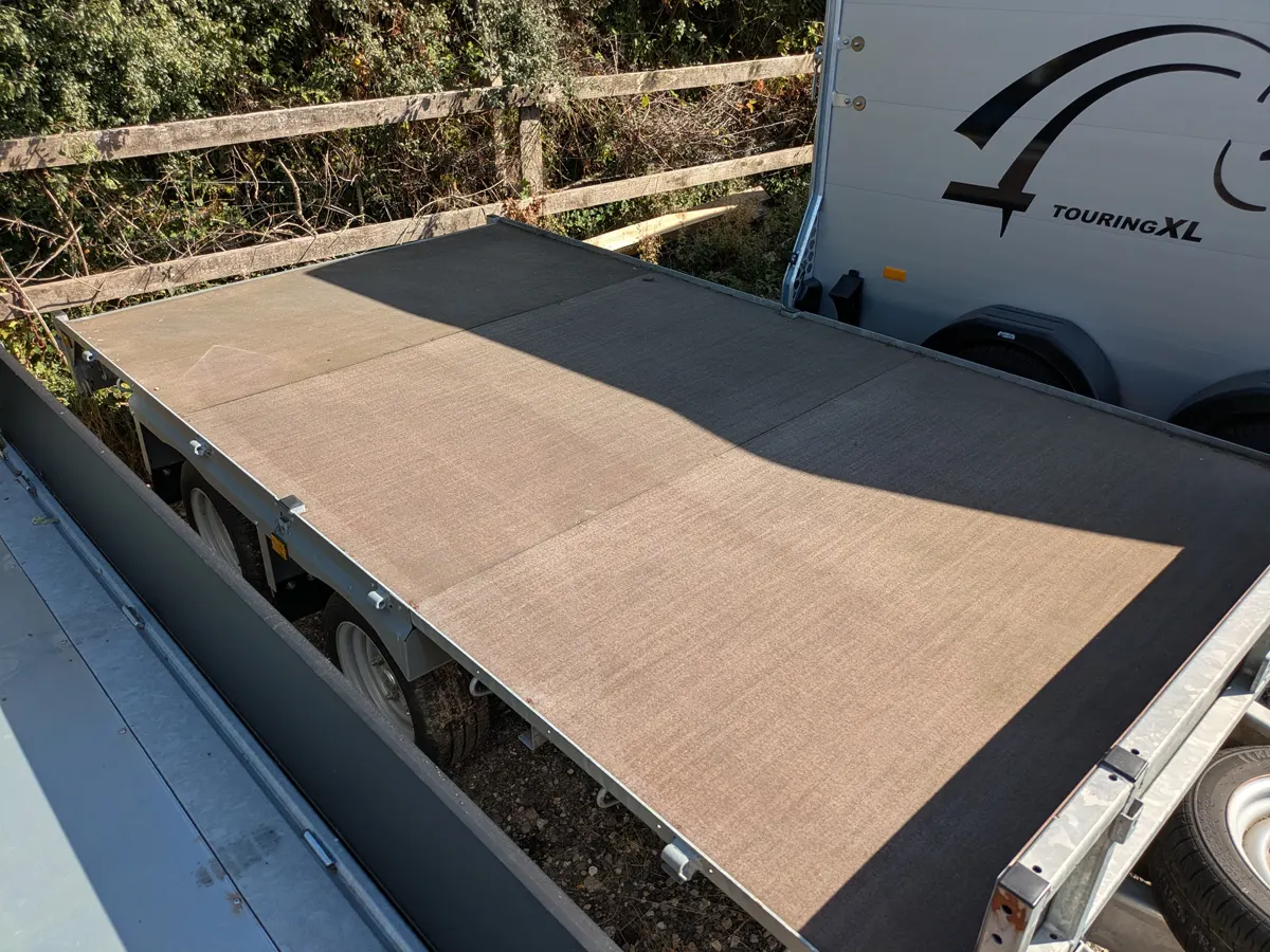 Indespension 12' flat bed trailer