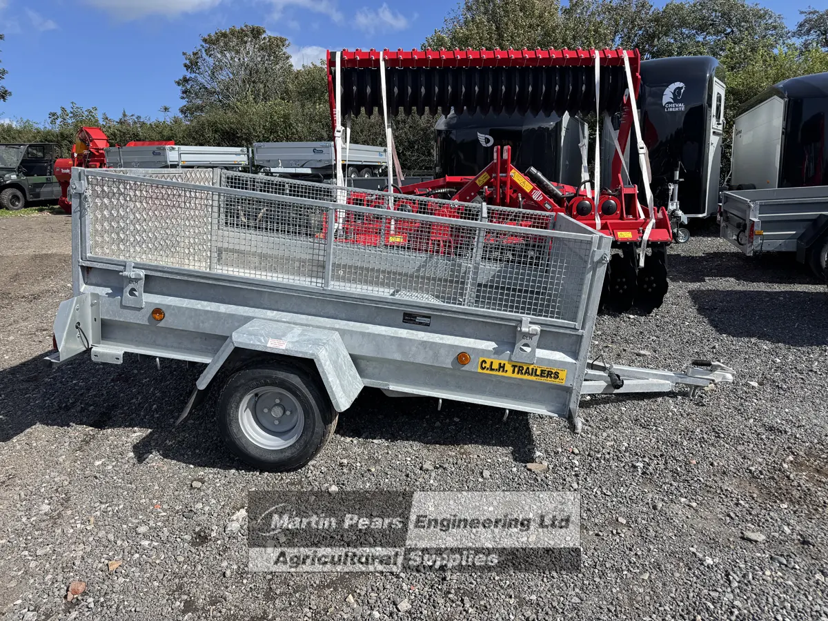 CLH 7’6″ x 4’6″ Trailer