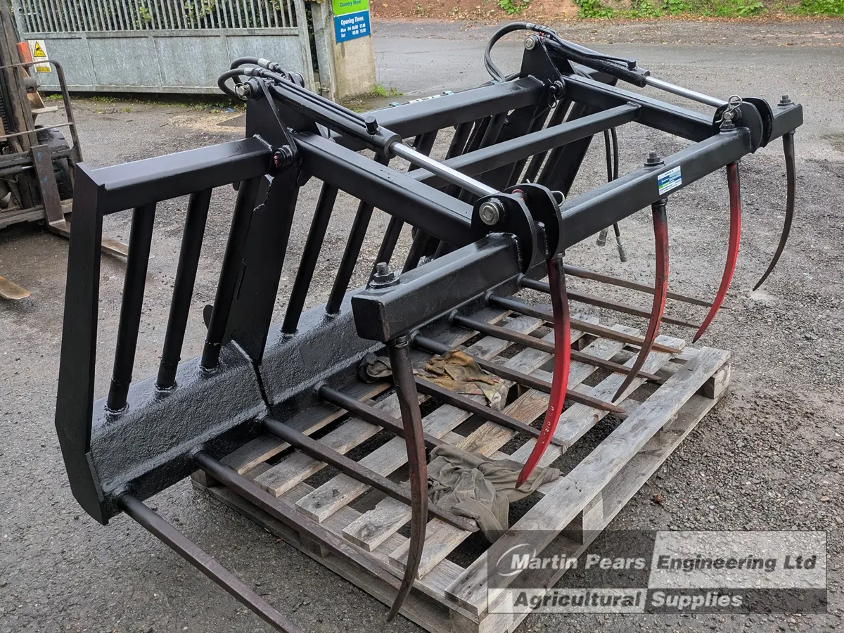 Cherry Muck Grab – 7′ 6″ Wide – JCB Q-Fit Brackets