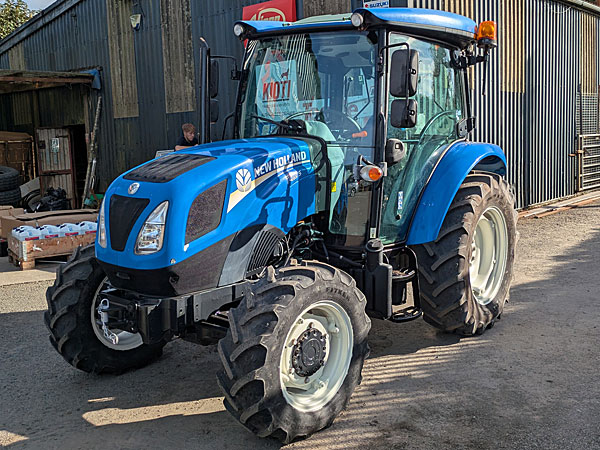 New Holland T4 65 S