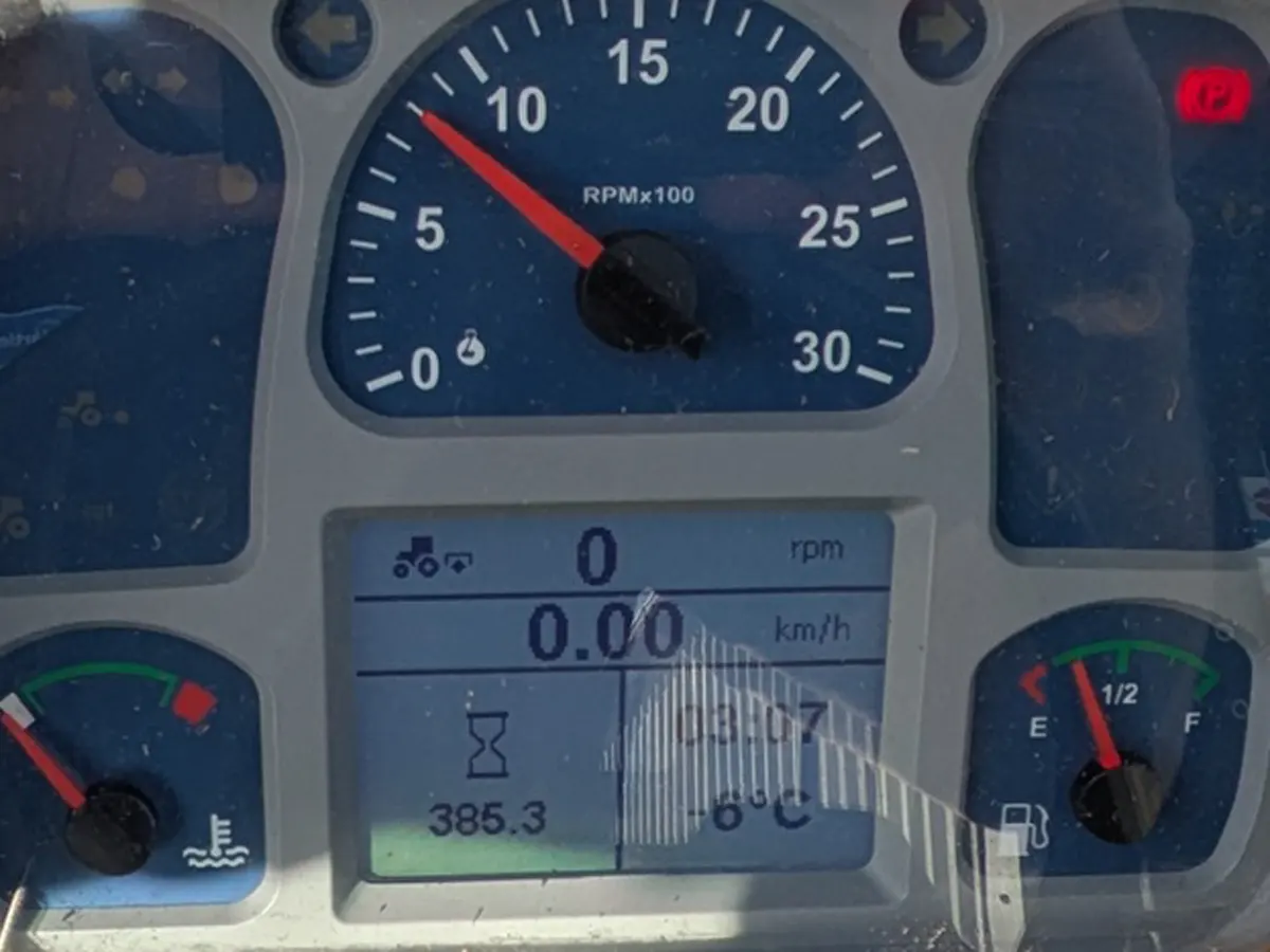 New Holland T4.65 S hour clock