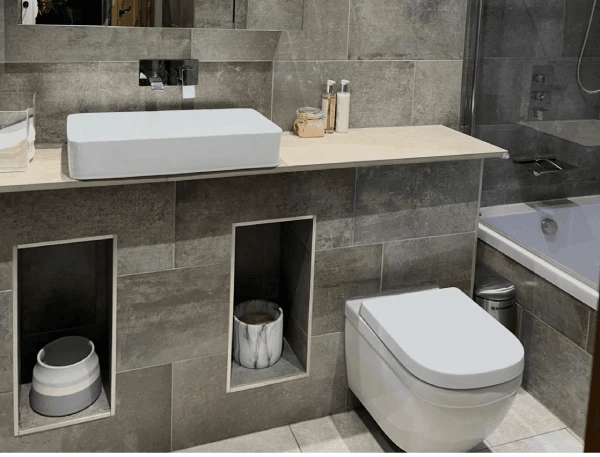 <p>Luxury Bathrooms</p>