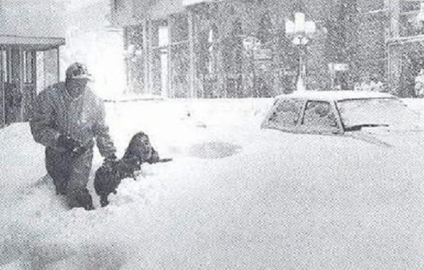ANNI OTTANTA la grande nevicata dell 85 e il Subbuteo per Natale 585565ce8e1811 - La grande neve del febbraio 1985 in Lombardia. Foto di Milano