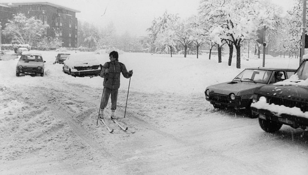 nevicata - La grande neve del febbraio 1985 in Lombardia. Foto di Milano