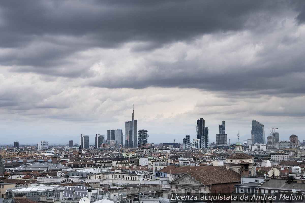 meteo-milano:-foschia-e-piovaschi-in-arrivo meteo-milano:-foschia-e-piovaschi-in-arrivo