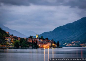 previsioni-meteo-como:-giornata-grigia-con-pioggia-leggera,-seguita-da-schiarite