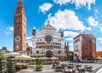 previsioni-meteo-cremona:-nubi-sparse-e-pioviggine-in-arrivo,-vento-in-aumento