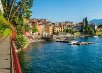 dreamstime m 124628779 350x250 - Viaggio al lago di Como. Un incrocio tra natura e storia antica