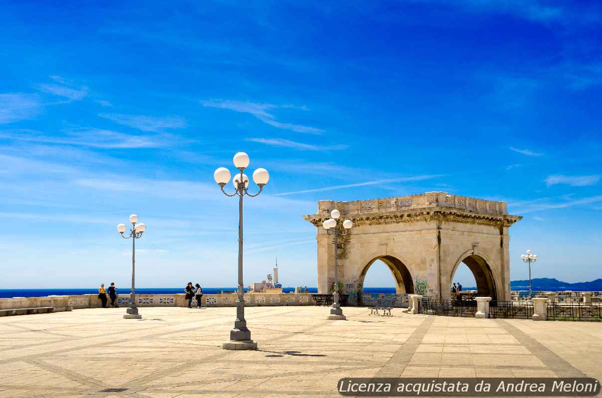 30000 meteo cagliari domani nubi sparse con piovaschi poi nuvoloso ventoso - Meteo Cagliari domani nubi sparse con piovaschi, poi nuvoloso, ventoso