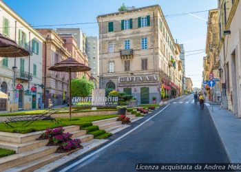 meteo-sassari-oggi-poco-nuvoloso,-ventoso-a-tratti,-poi-molto-nuvoloso-con-piovaschi,-ventoso-a-tratti