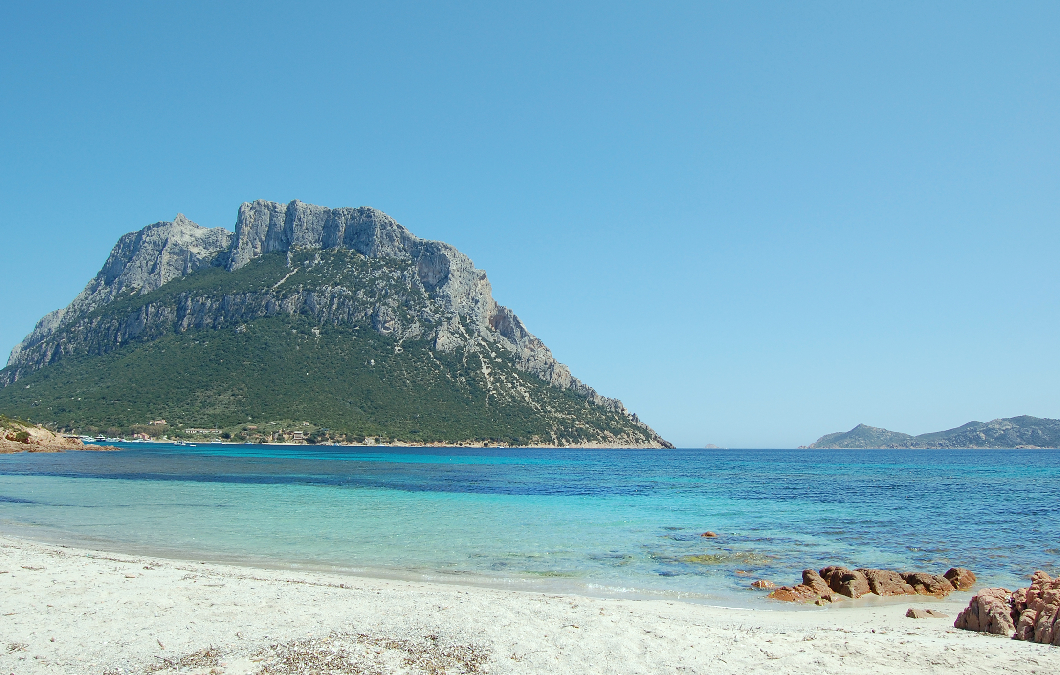 dreamstime m 9865770 - Meteo SARDEGNA 11 ottobre 2024: cielo poco nuvoloso e temperature in calo