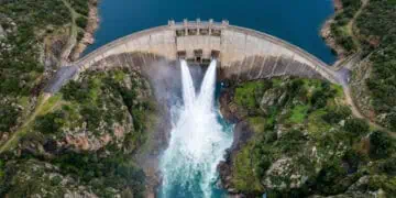 Area ciclonica influenza il meteo della Sardegna. Inizio settimana ventoso e freddo. Poi cambiamento dighe aperte in sardegna 14 360x180 - Area ciclonica influenza il meteo della Sardegna. Inizio settimana ventoso e freddo. Poi cambiamento