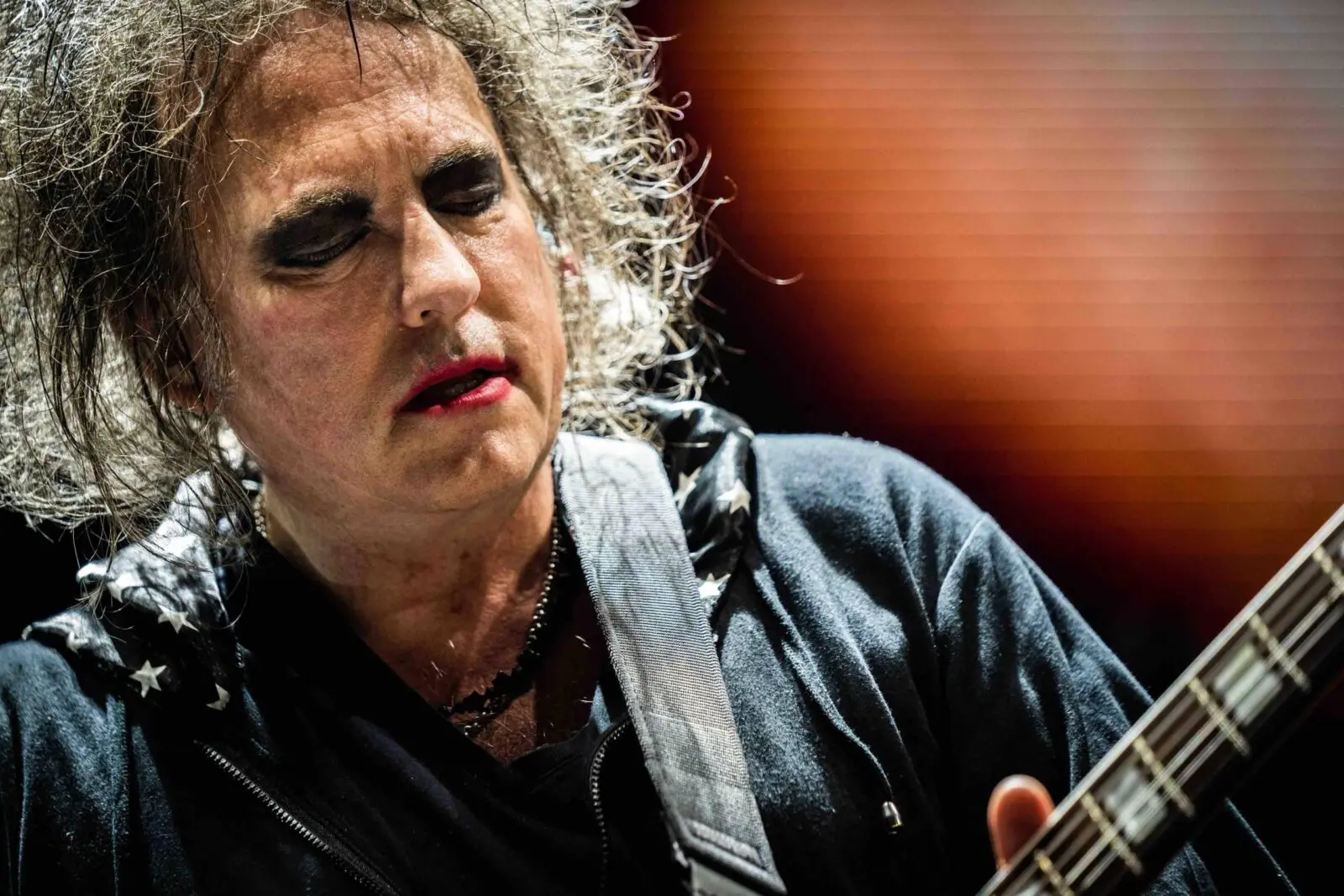 Robert Smith of the Cure on ticket prices: artists are lying or naive