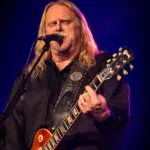 Warren Haynes enlists Dave Matthews Band, Goose for hurricane aid