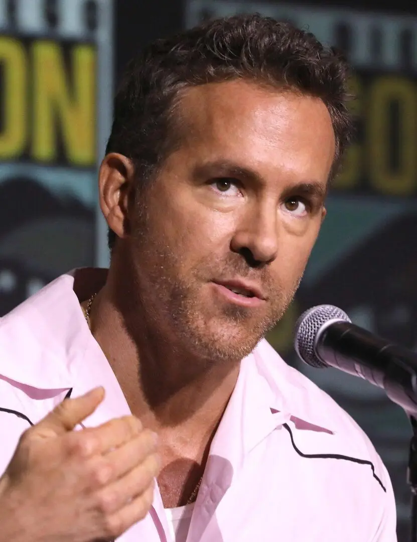 Ryan Reynolds wishes Taylor Swift could see Eras Tour from crowd