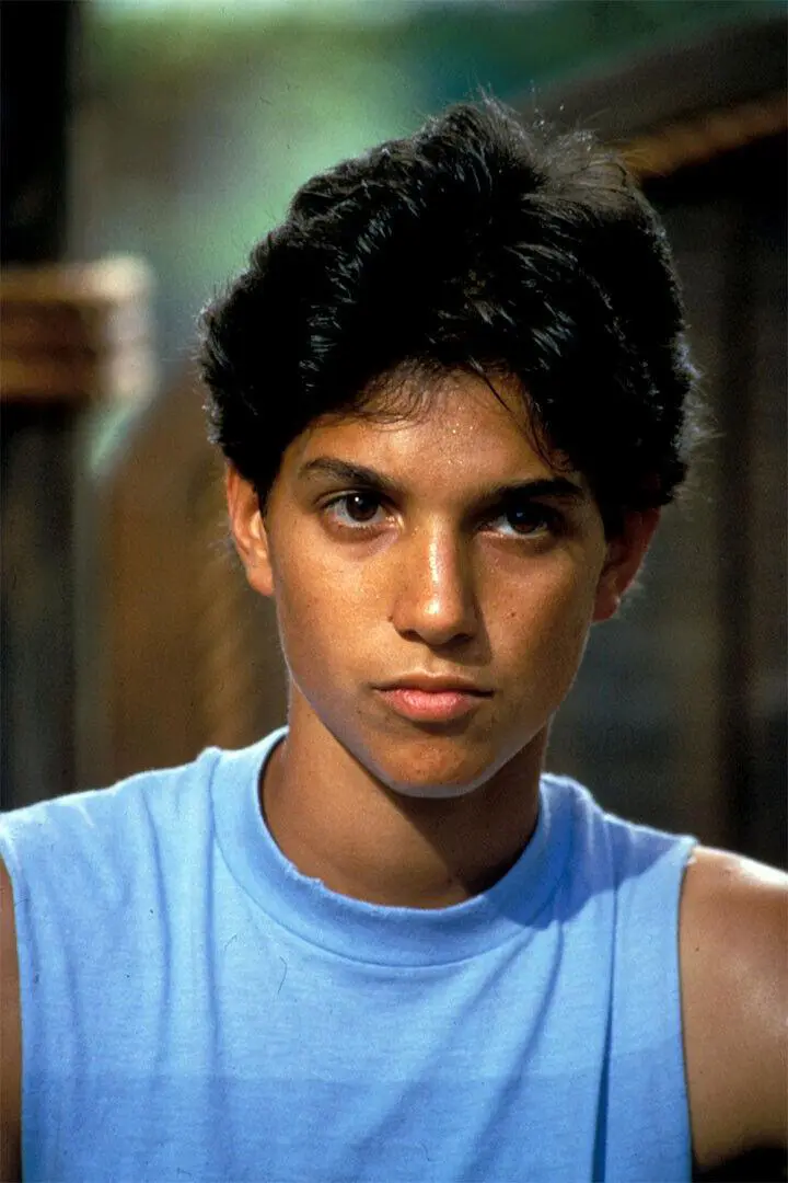 Ralph Macchio joins Coldplay for a nostalgic Karate Kid performance