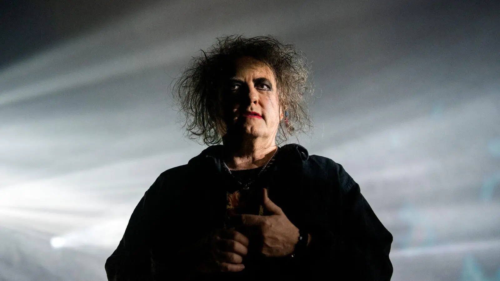 Robert Smith won’t back down on affordable concert tickets