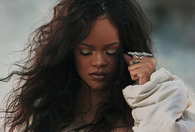 Rihanna responds to critics of her election-fraud joke