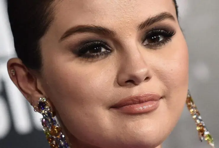 Selena Gomez addresses health issues after body shaming incident