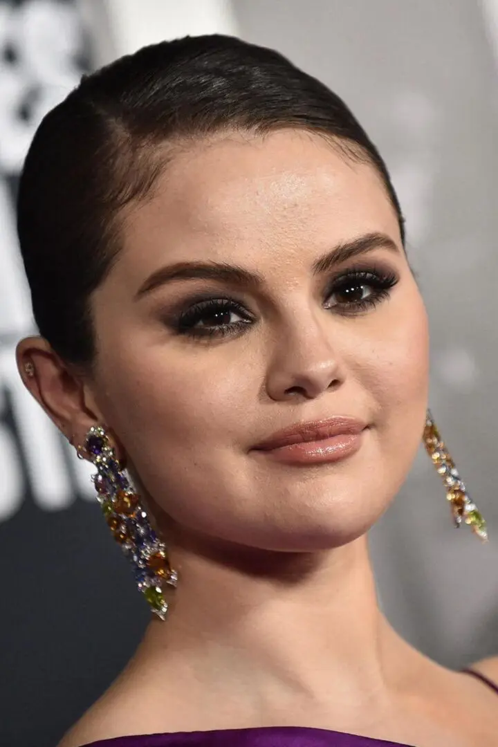 Selena Gomez addresses health issues after body shaming incident