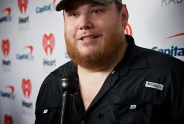 Luke Combs reveals ‘Fast Car’ lyric error: ‘I was mortified