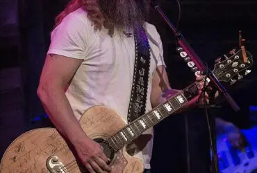 Jamey Johnson takes us down his long and winding journey