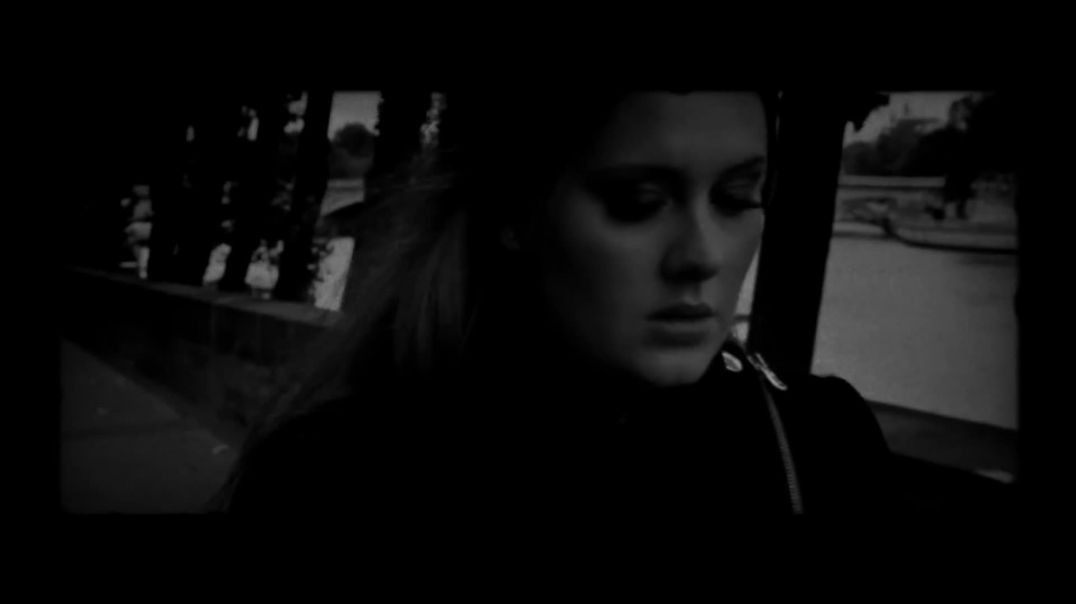 ⁣Adele - Someone Like You