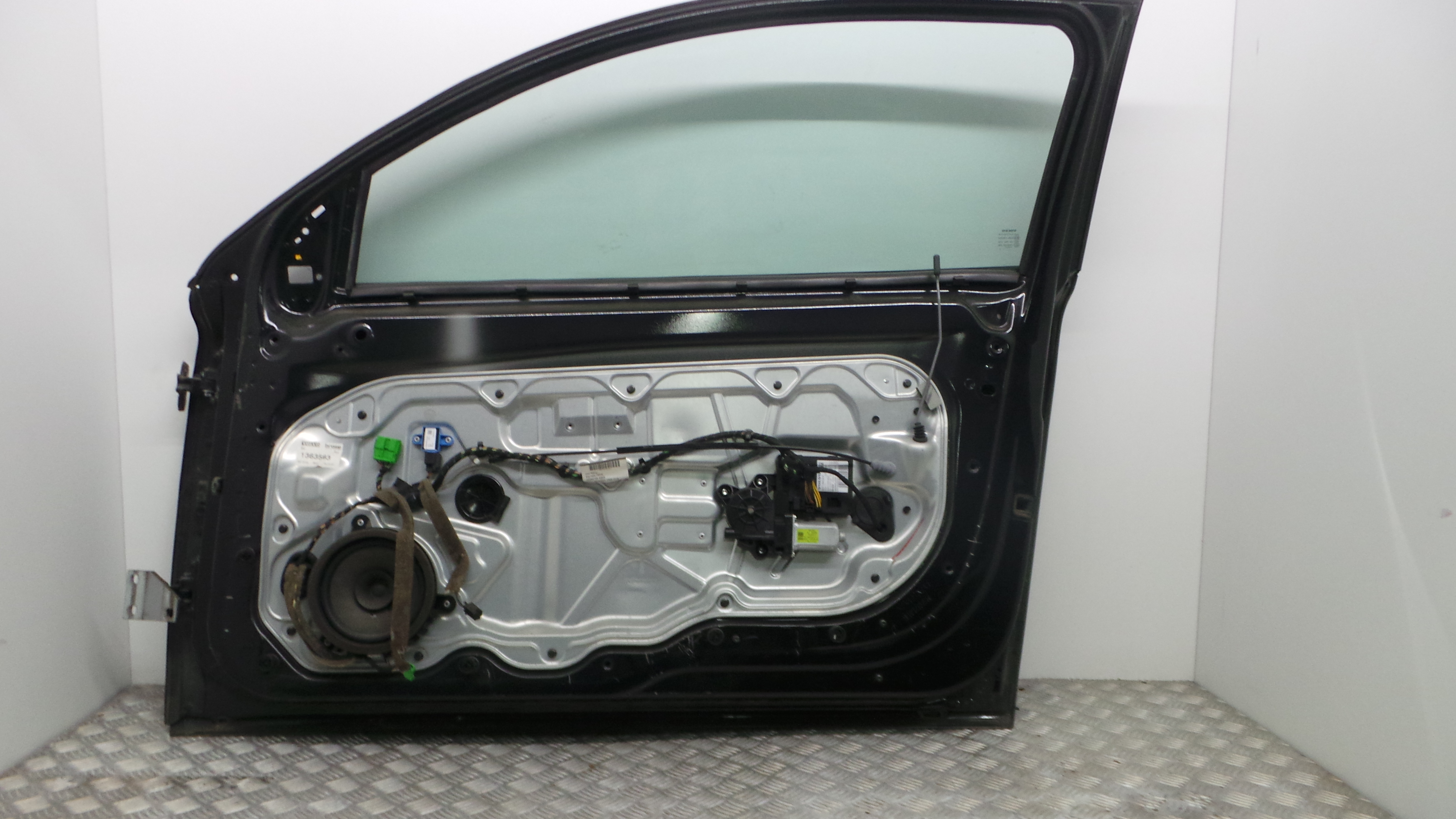 Elevador Dto 8679979RH - VOLVO C30 (533)-33049180