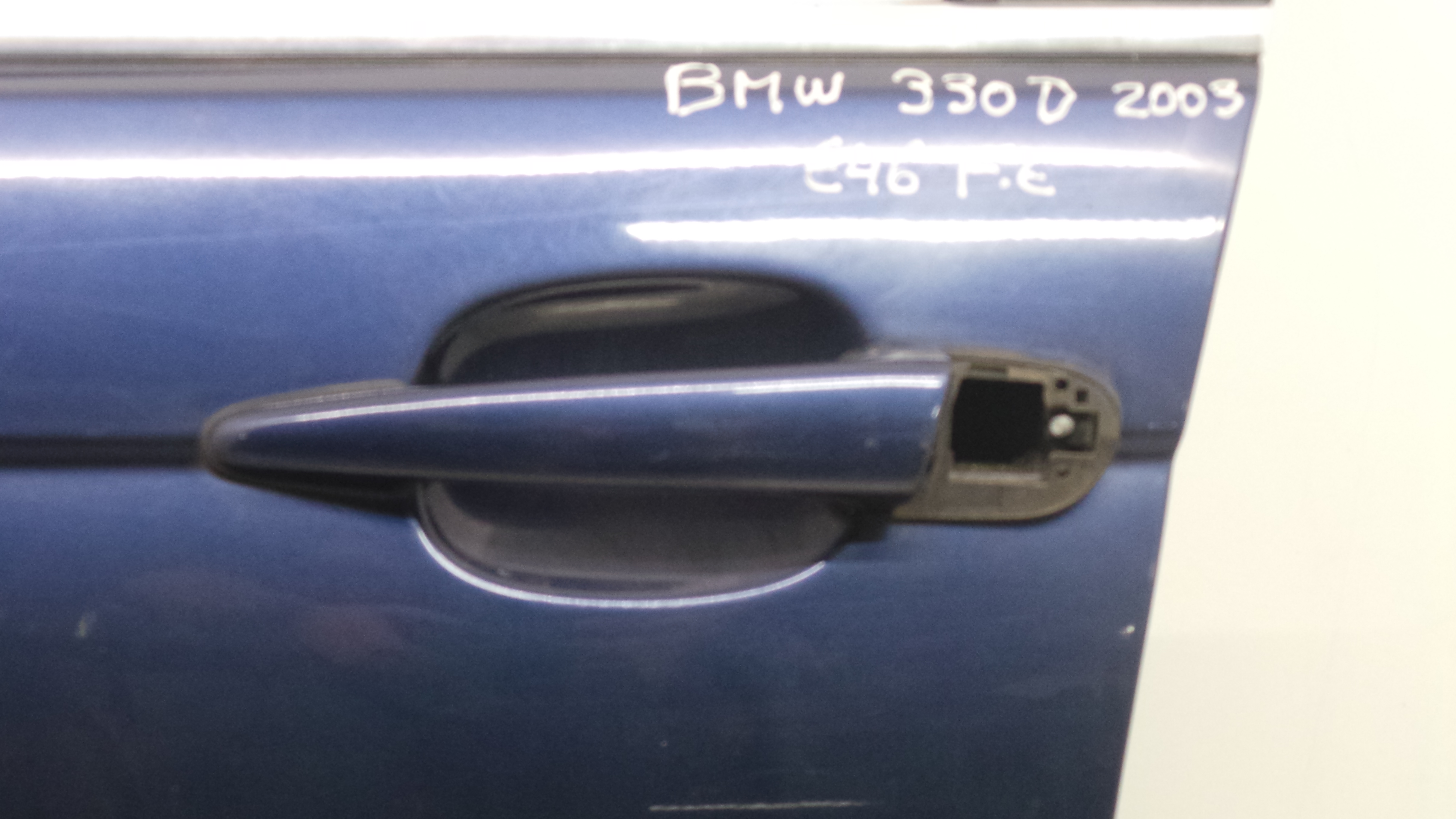 Puxador Exterior Frente Esquerdo  - BMW 3 (E46)-33049341