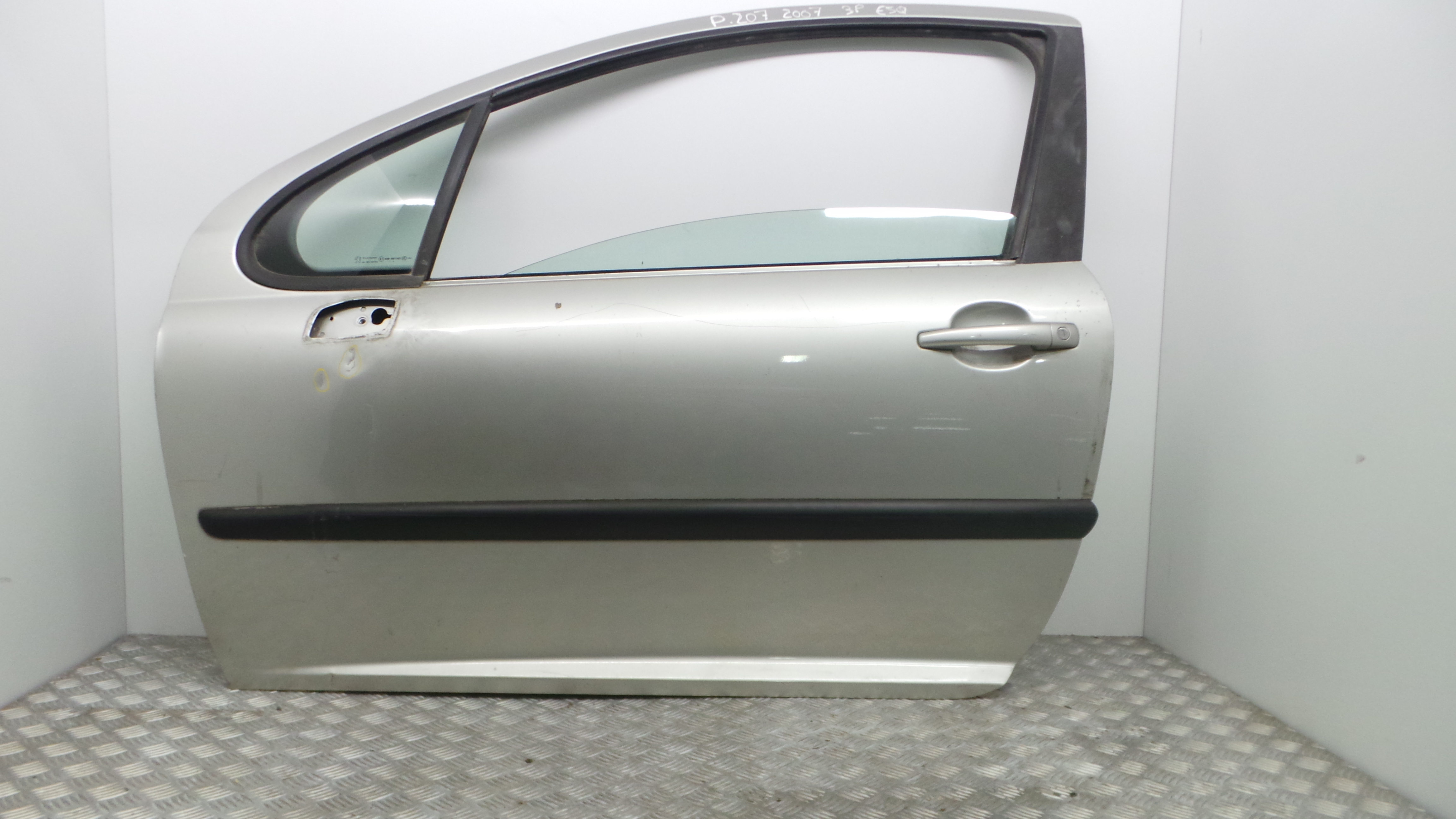 Porta Esq  - PEUGEOT 207 (WA_, WC_), 207/207+ (WA_, WC_)-33050345
