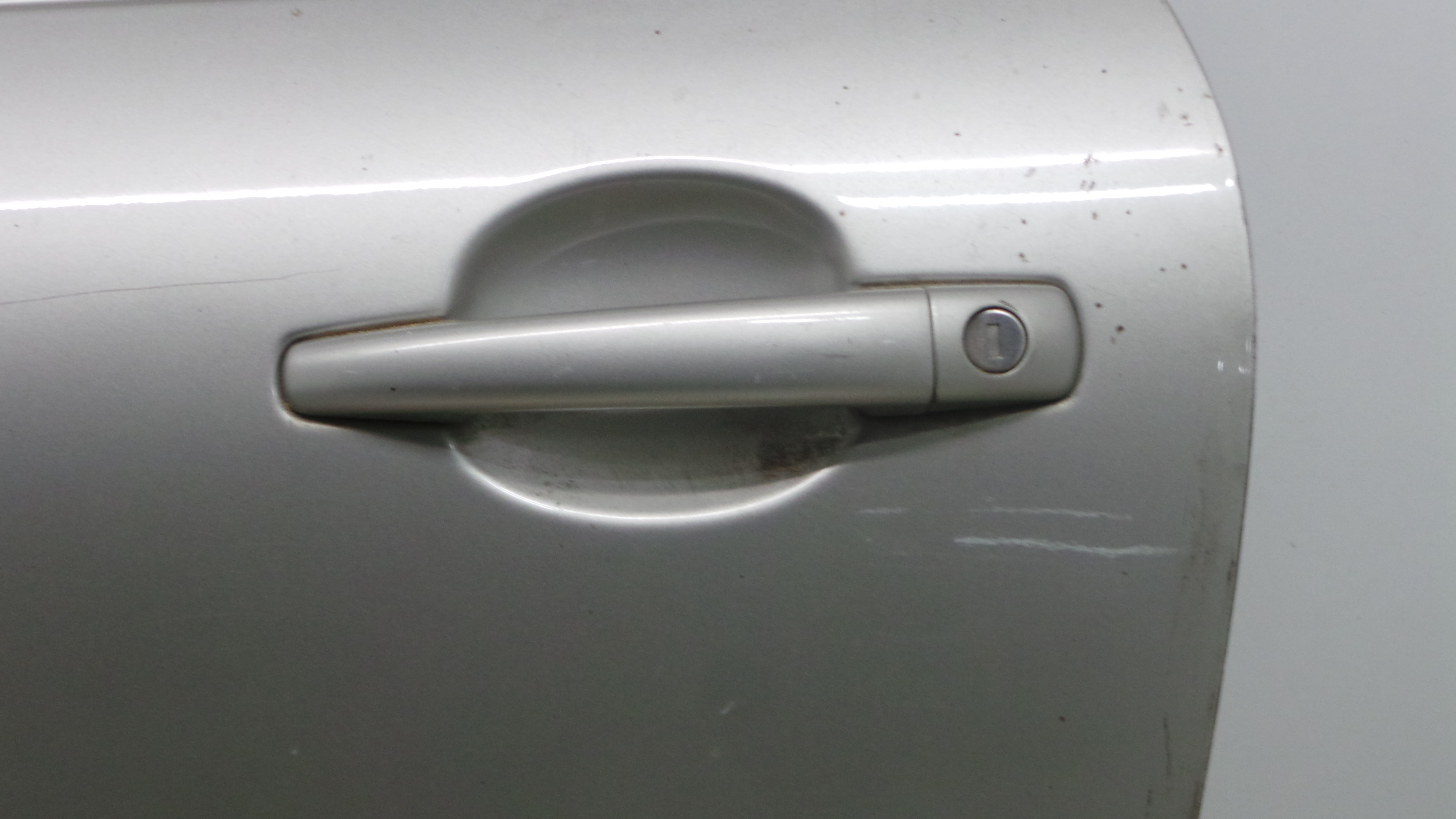 Puxador Exterior Frente Esquerdo  - PEUGEOT 207 (WA_, WC_), 207/207+ (WA_, WC_)-33050351