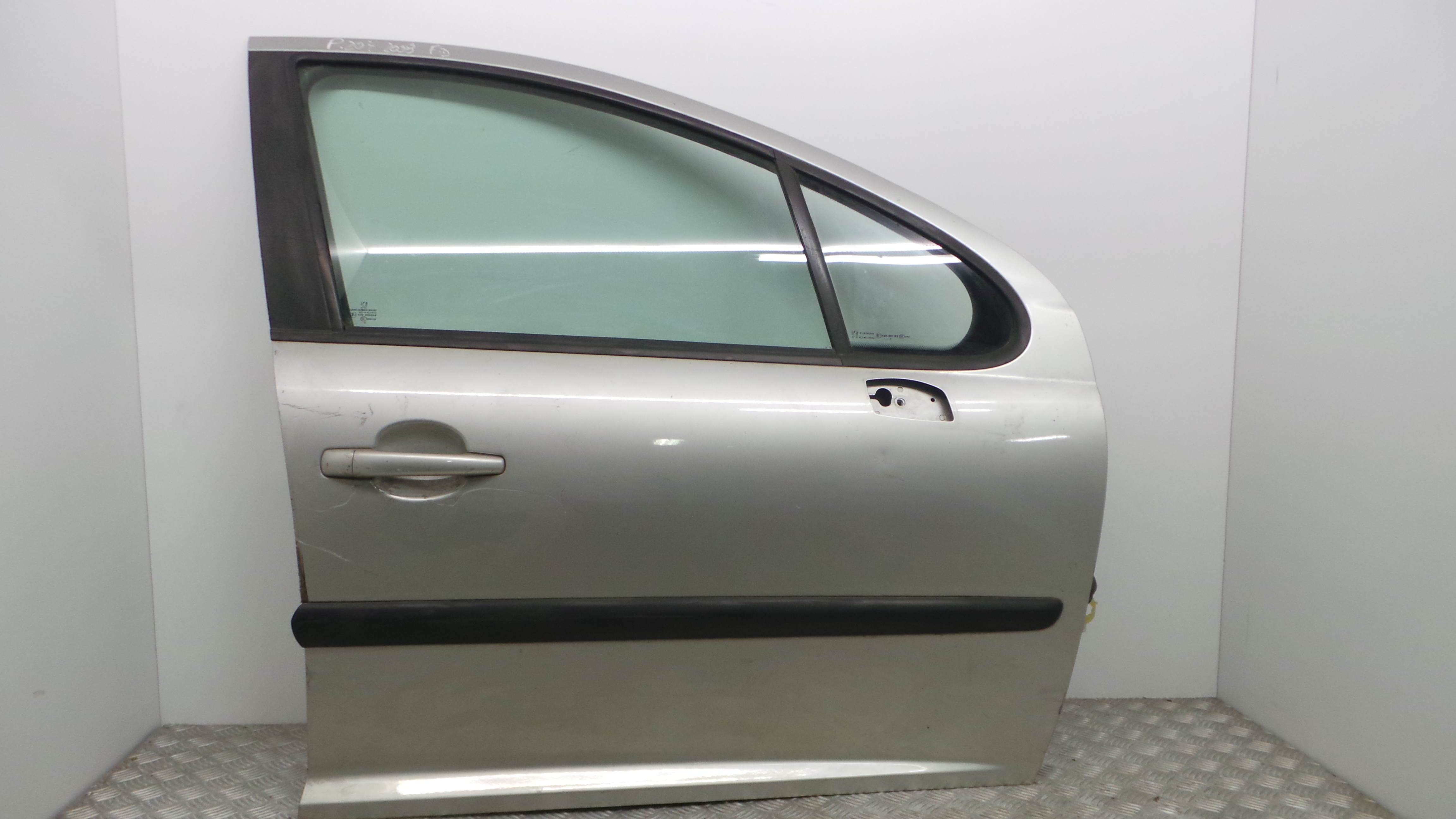 Porta Frente Dto  - PEUGEOT 207 (WA_, WC_), 207/207+ (WA_, WC_)-33050530