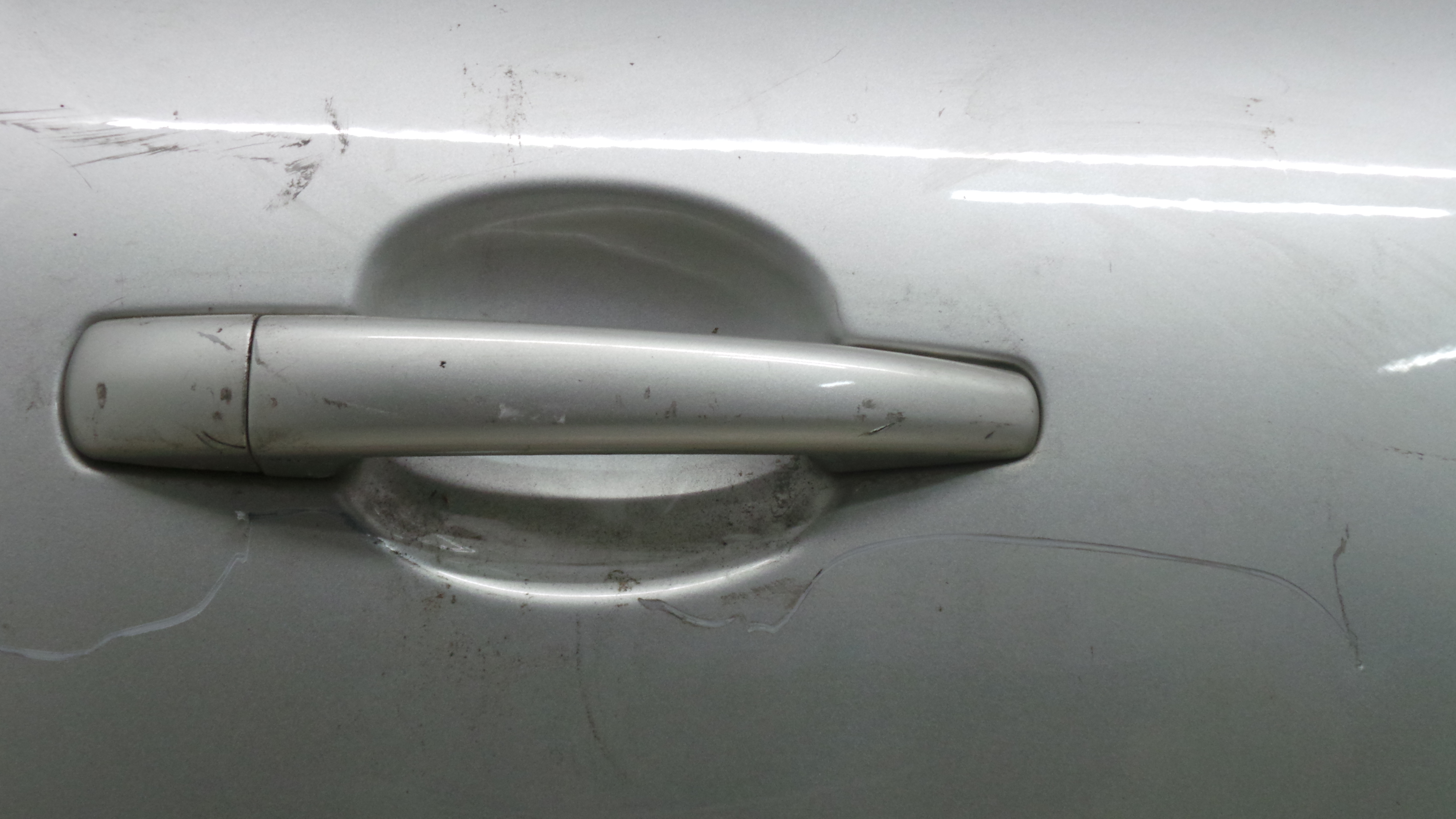 Puxador Exterior Frente Direita   - PEUGEOT 207 (WA_, WC_), 207/207+ (WA_, WC_)-33050535