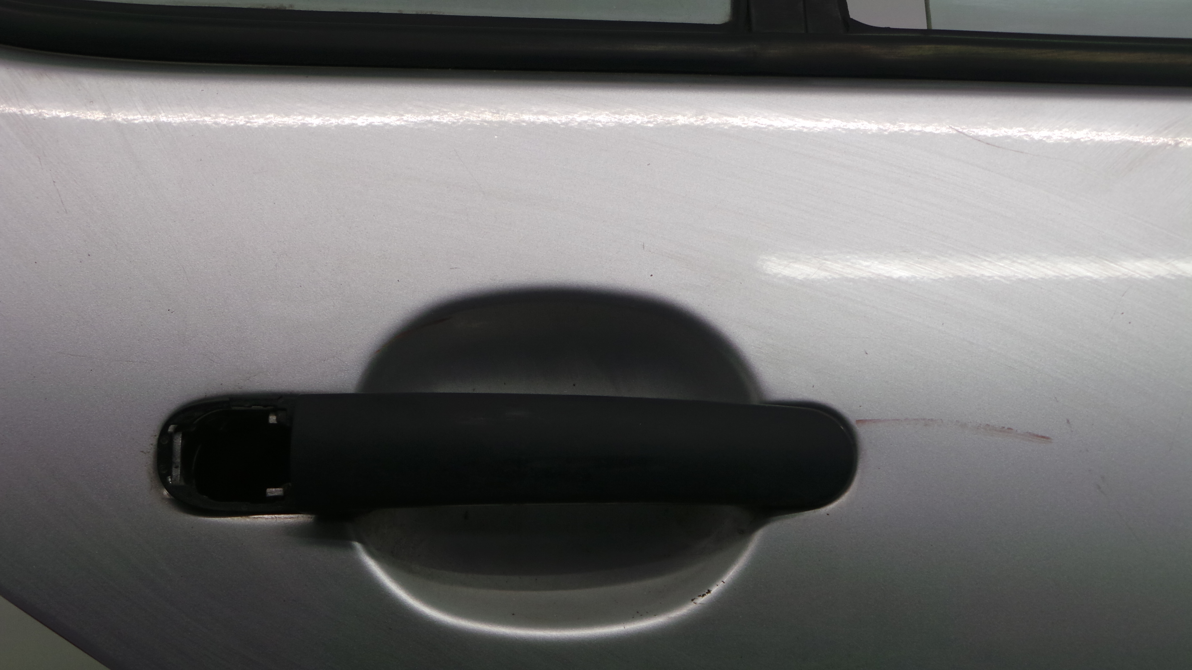 Puxador Exterior Trás Direita    - VW GOLF IV (1J1), GOLF Mk IV (1J1)-33057692