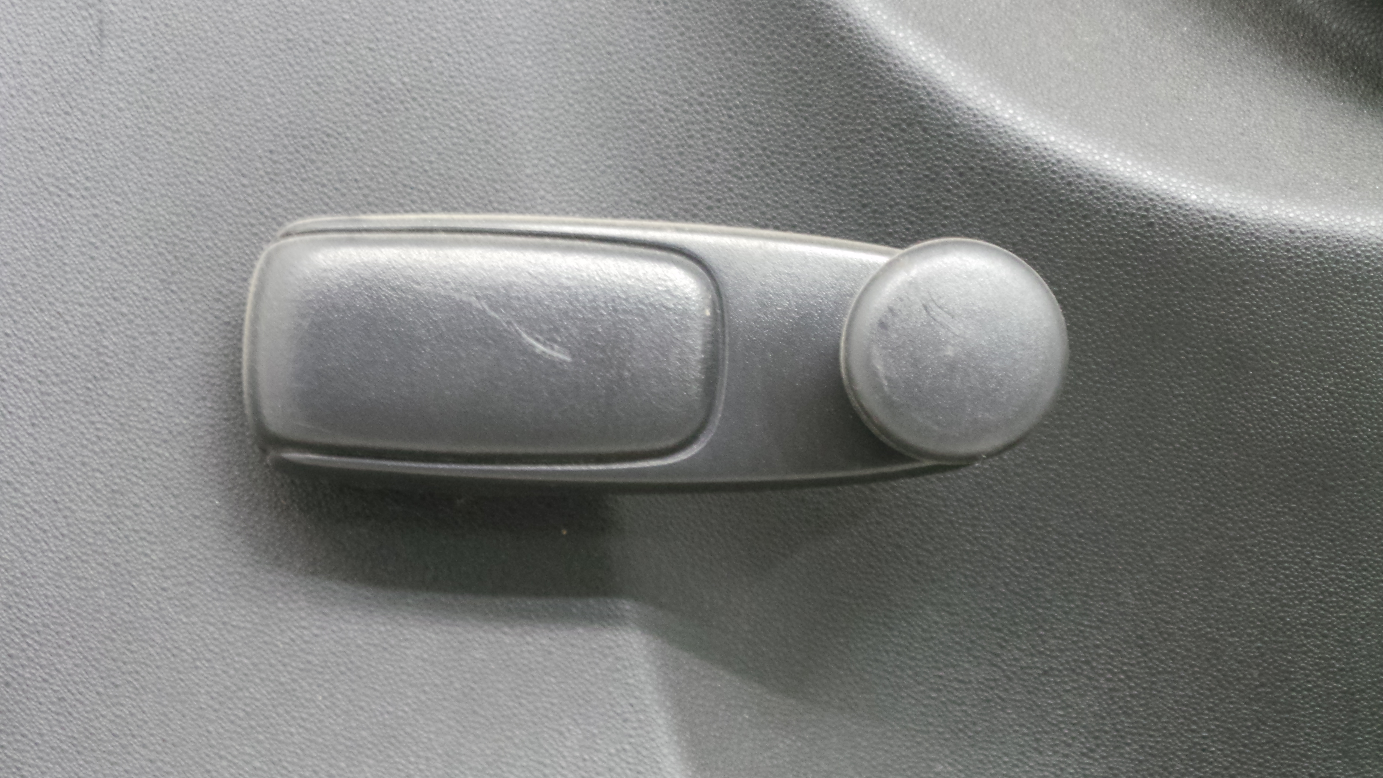 Manivela do Vidro Traseiro Direito  - CITROËN C3 II (SC_)-33058700