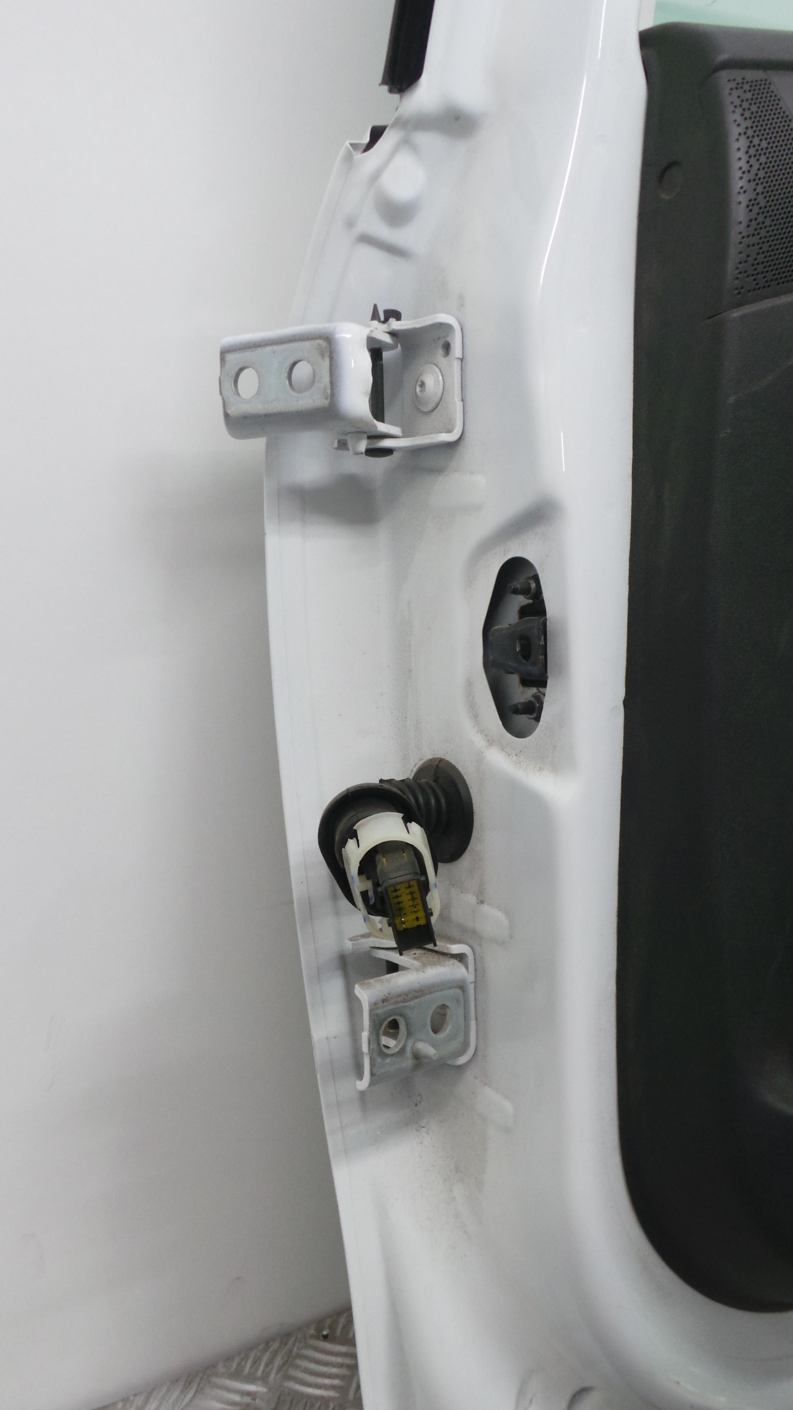 Porta Trás Dto - PEUGEOT 208 I (CA_, CC_)-33058750