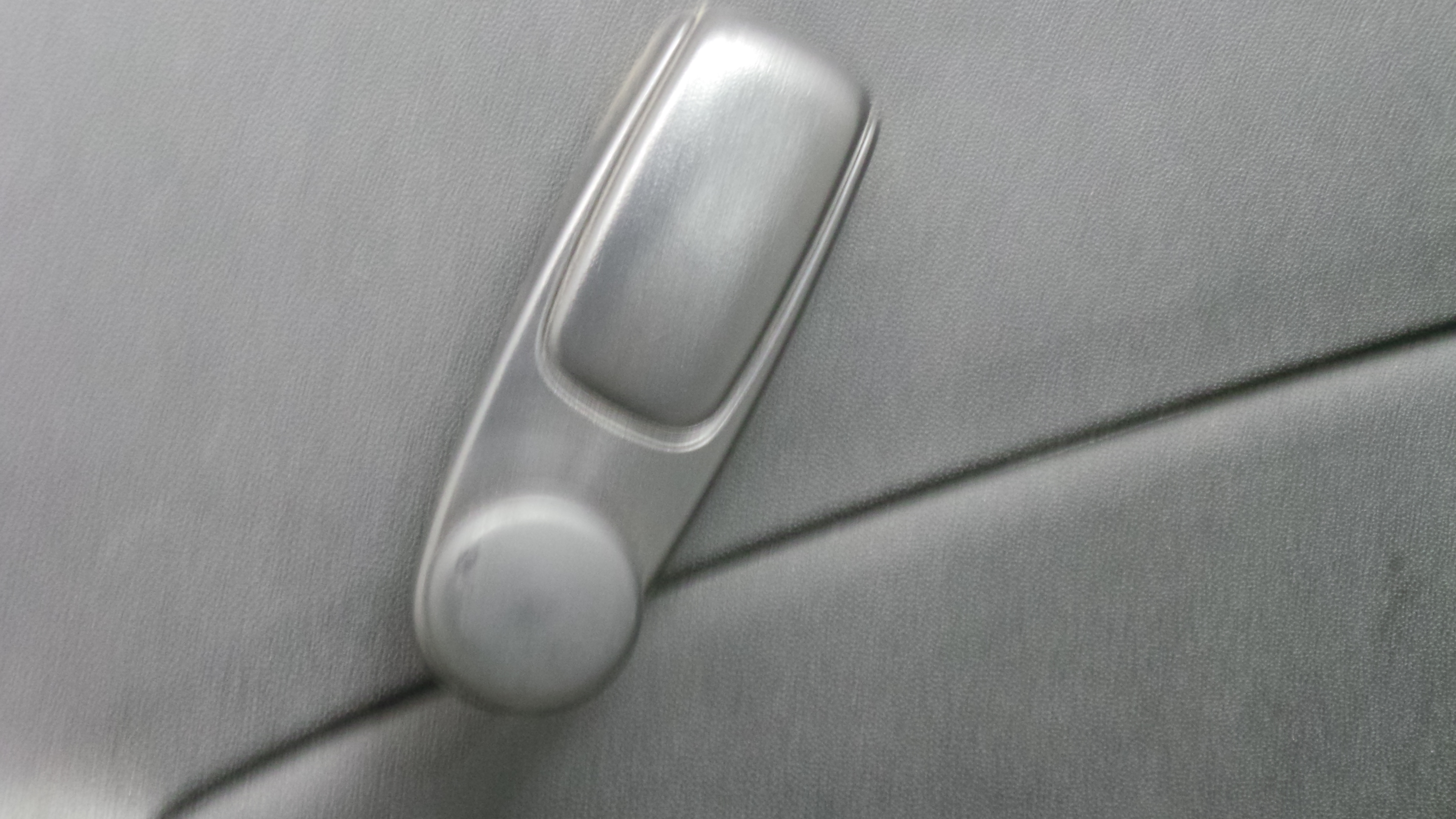 Manivela do Vidro Traseiro Direito  - PEUGEOT 208 I (CA_, CC_)-33058786