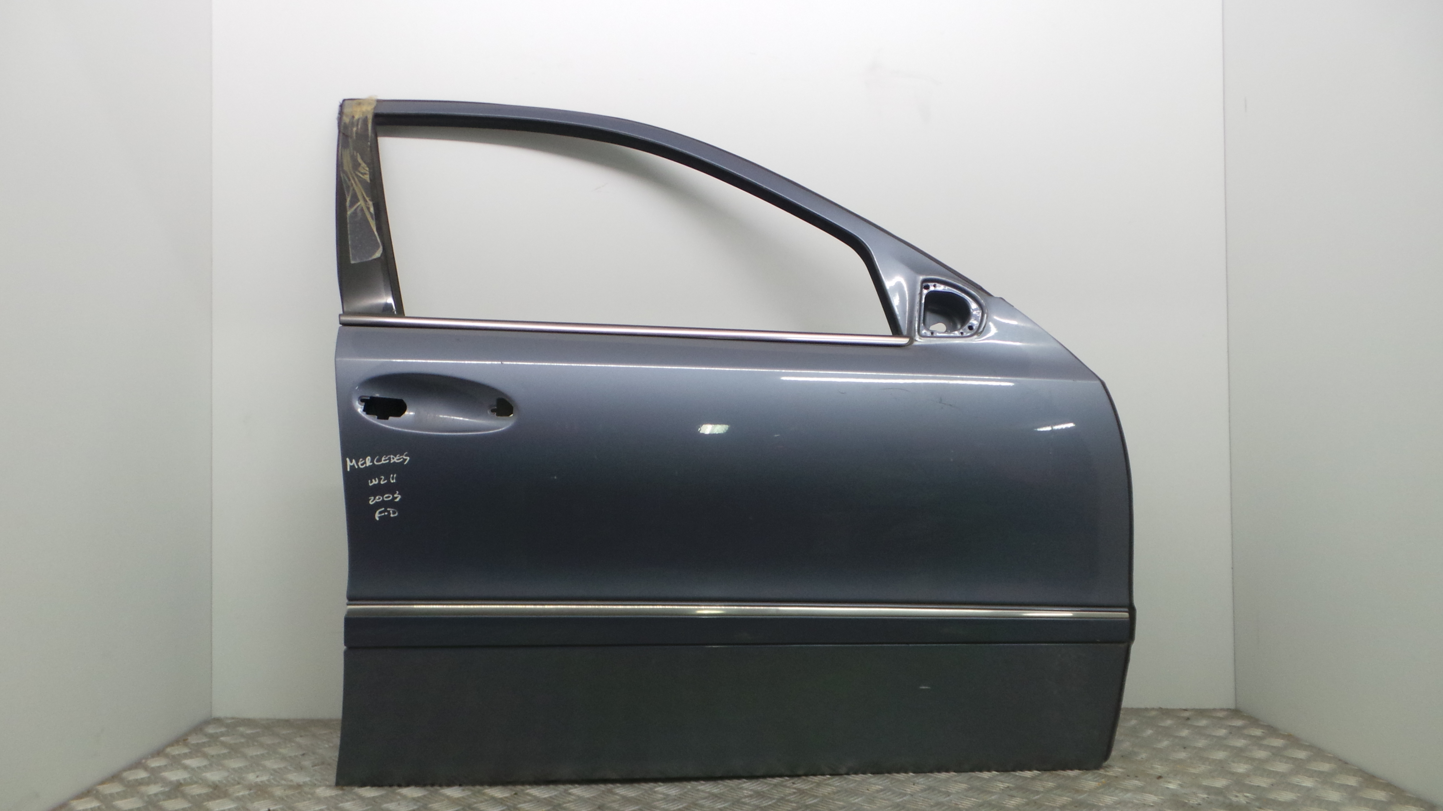 Porta Frente Dto  - MERCEDES-BENZ E-CLASS (W211)-33059700