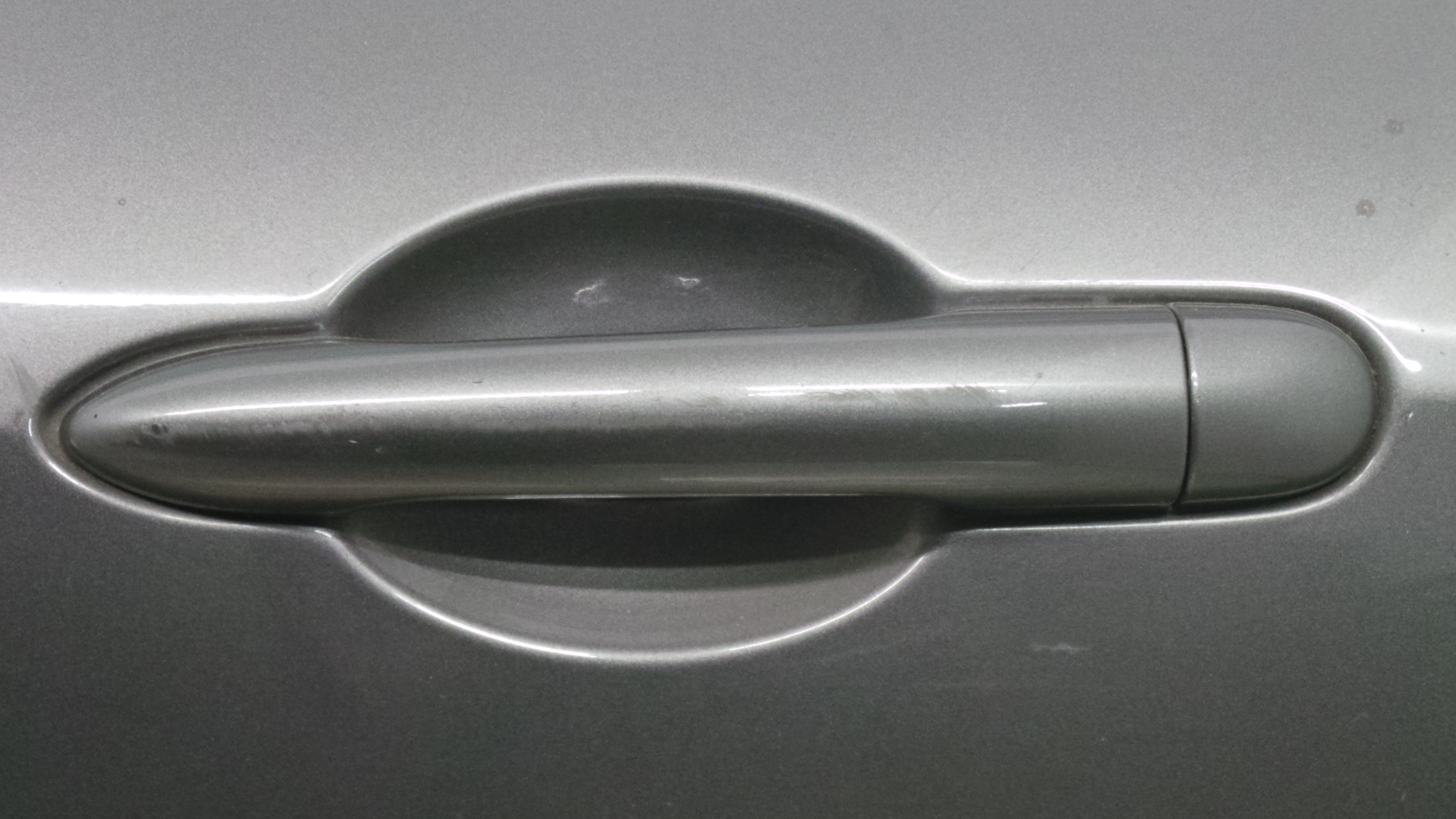 Puxador Exterior Trás esquerdo  - RENAULT LAGUNA III Grandtour (KT0/1), LAGUNA III Sport Tourer (KT-33060613