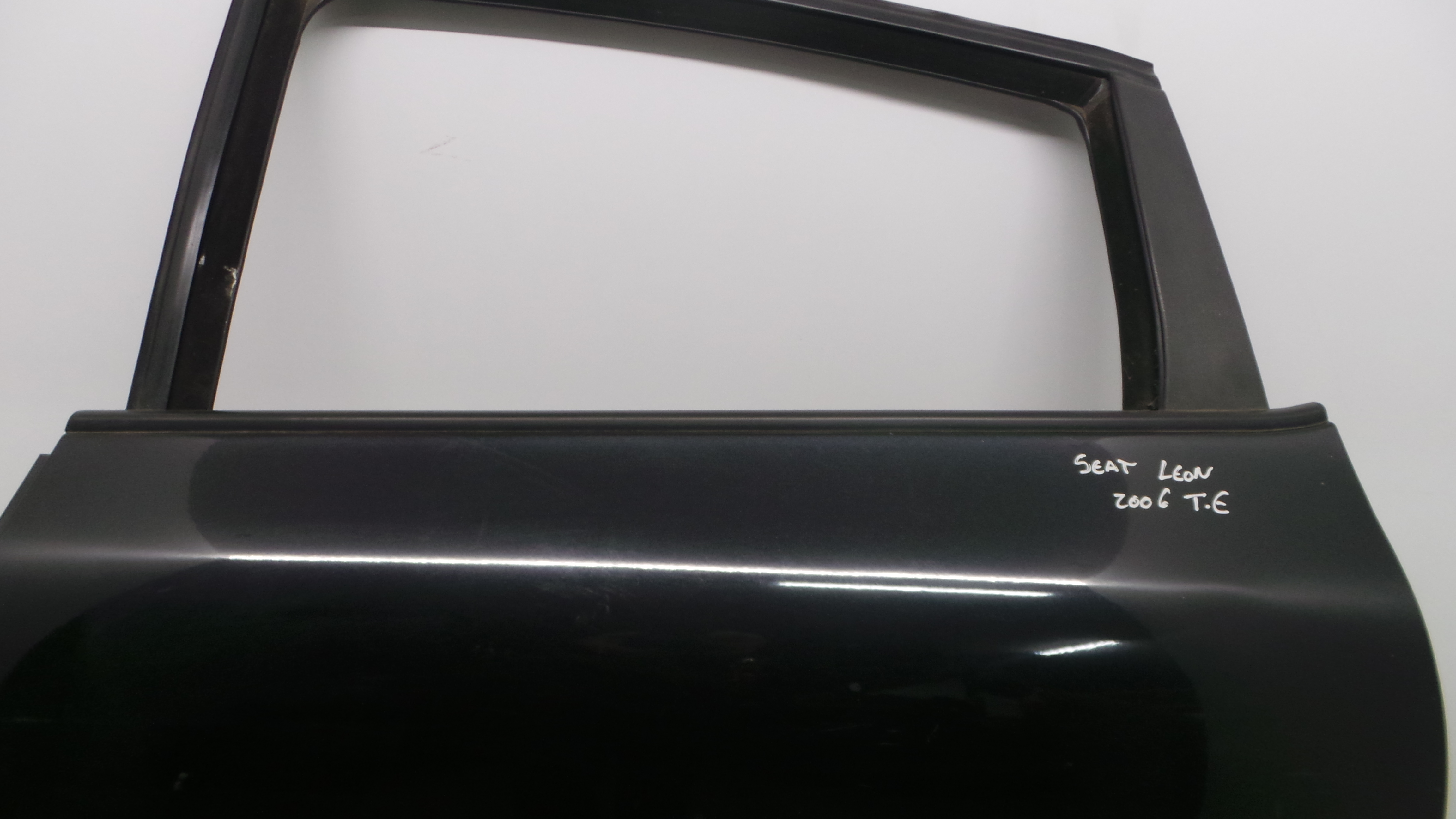 Porta Trás Esq  - SEAT LEON (1P1)-33061127