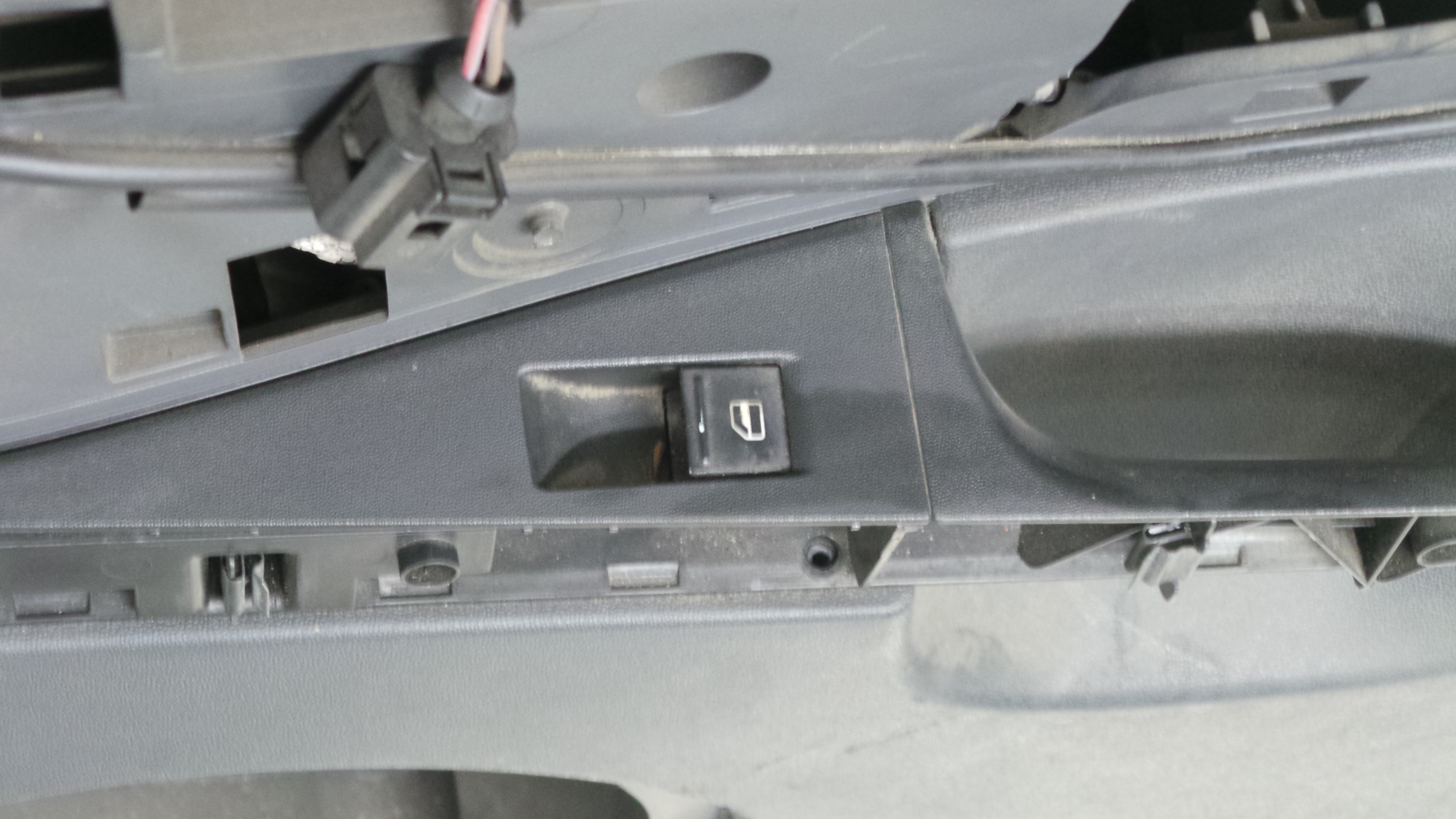 Interruptor / Comando Elevador Vidro Trás Dto  - SEAT LEON (1P1)-33061207